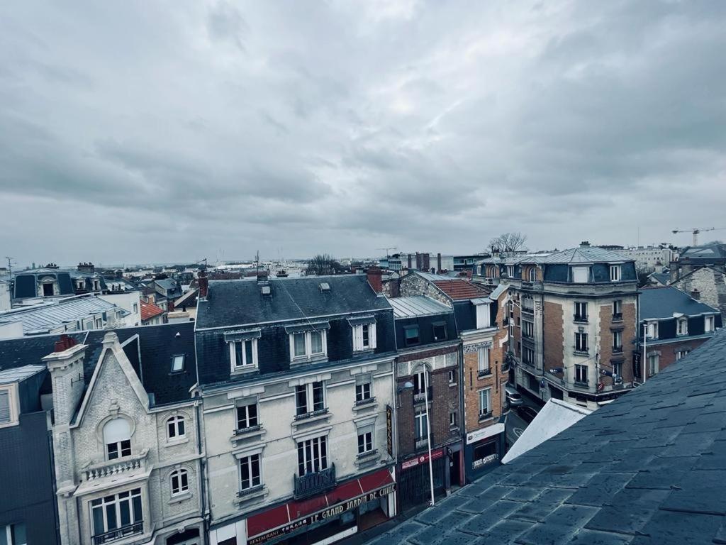 Appartamento Le Sacré, Au pied de la cathédrale Reims Esterno foto